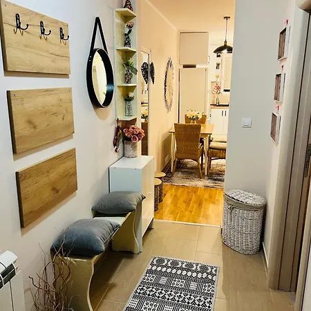 Aero Fly 아파트 *